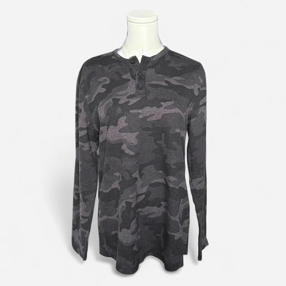 Grey camo long sleeve button up‎ shirt #camo